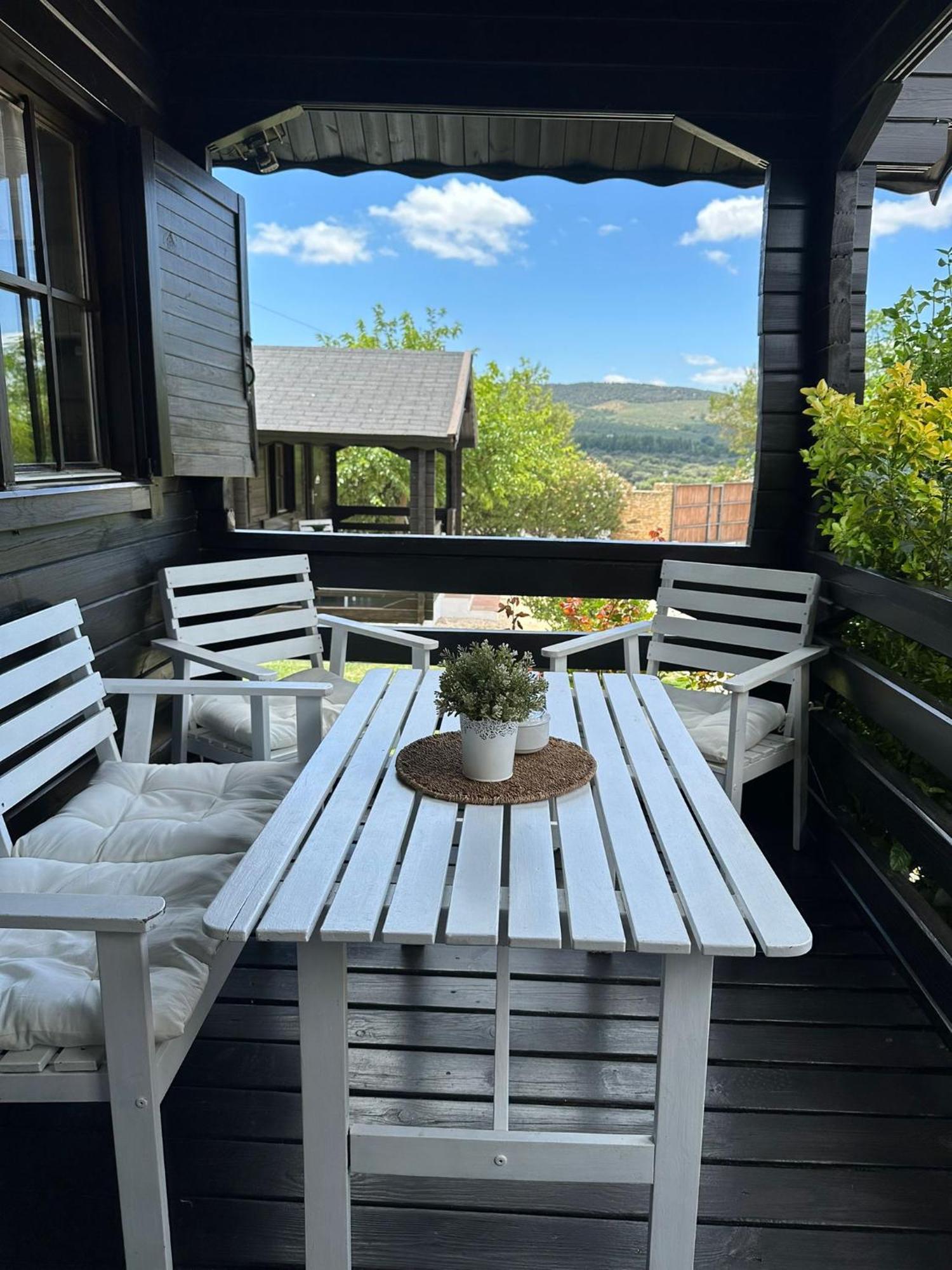 Casa Rural Las Bodegas Setenil De Las Bodegas Стая снимка